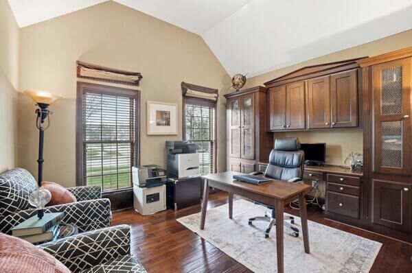 Property Photo:  5992 Trafalgar Court  OH 43016 