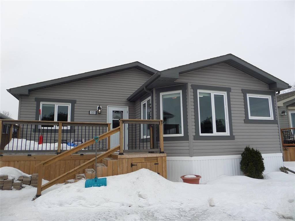 Property Photo:  2695 Main Street  MB R2V 5C2 