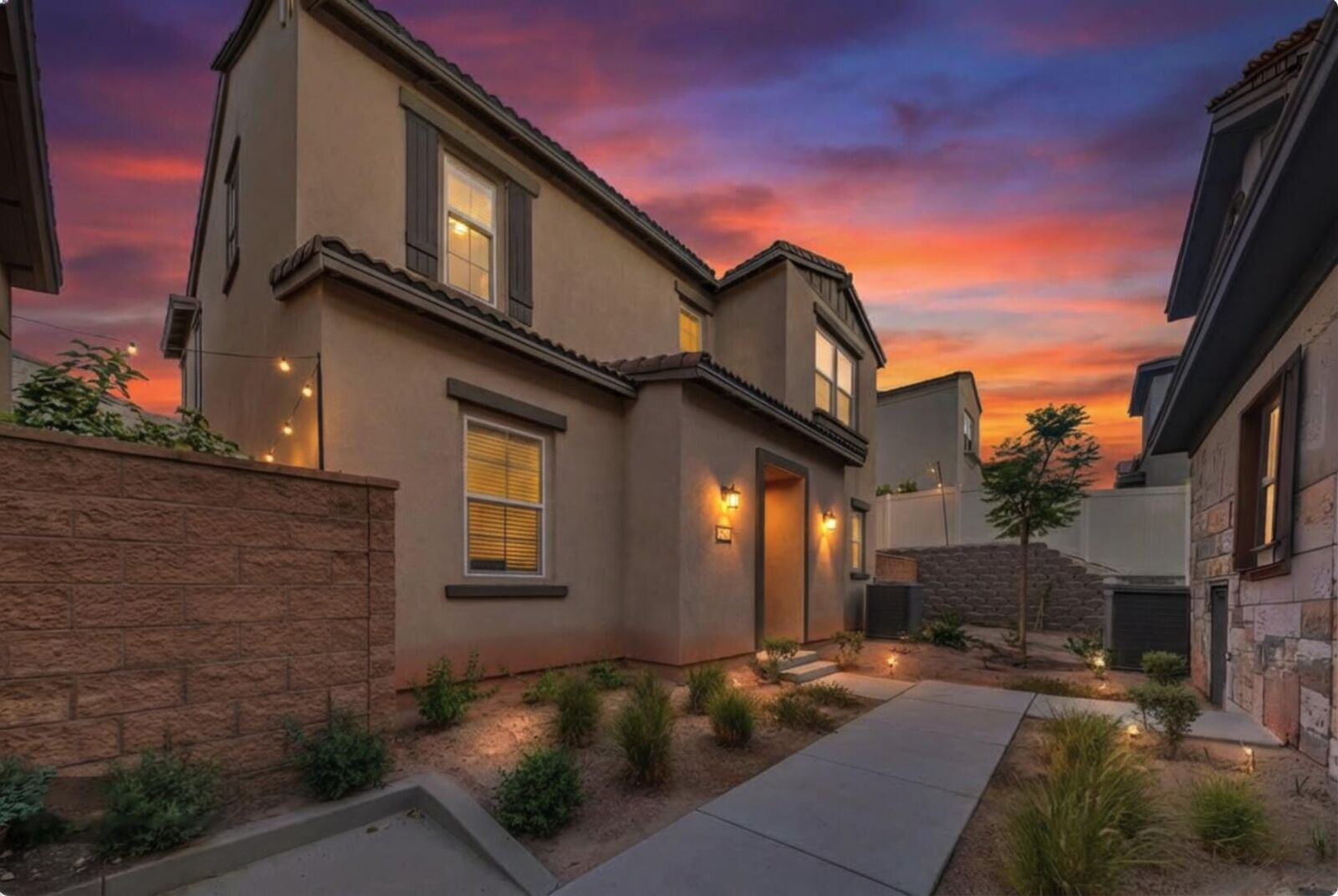 Property Photo: 76284 Yale Way CA 92211