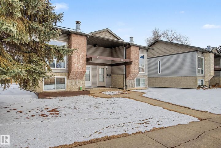 Property Photo:  83 Northwoods Village NW  AB T5X 1T2 