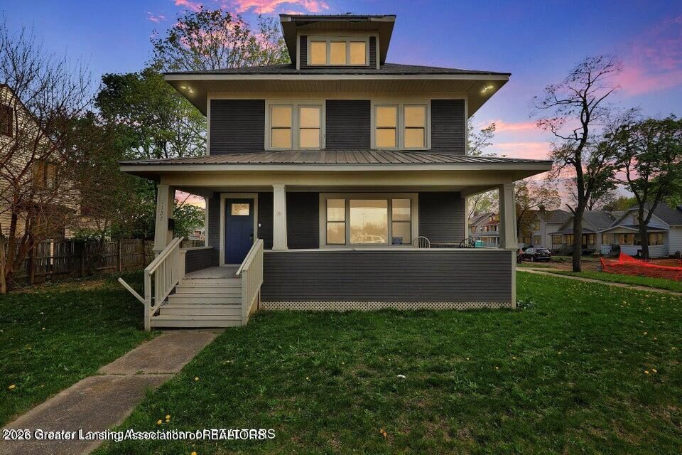 Property Photo: 1127 W Saginaw Street MI 48915