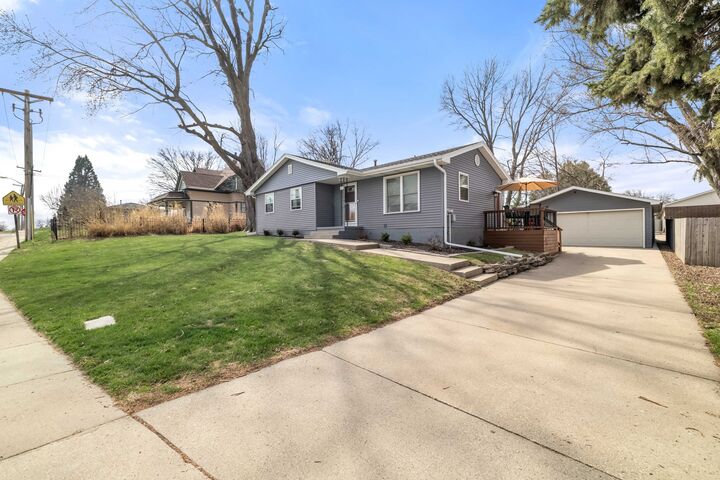 Property Photo:  525 S 5th Street  IA 50047 