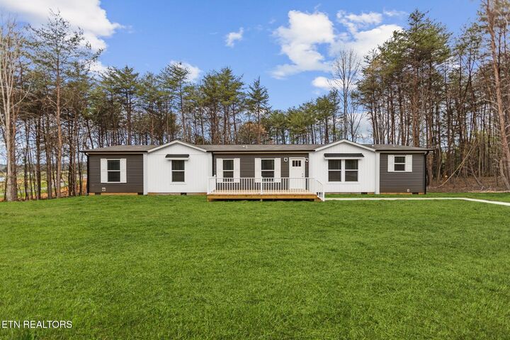 Property Photo:  569 County Road 784A  TN 37331 