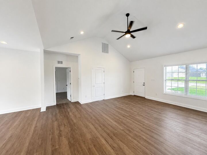 Property Photo:  311 Cinchpost Circle  KY 40744 