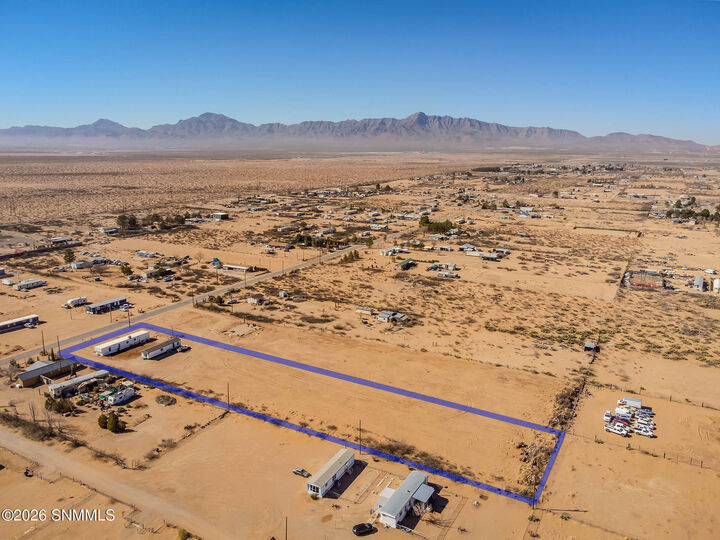 Property Photo:  800 Amador Drive  NM 88081 