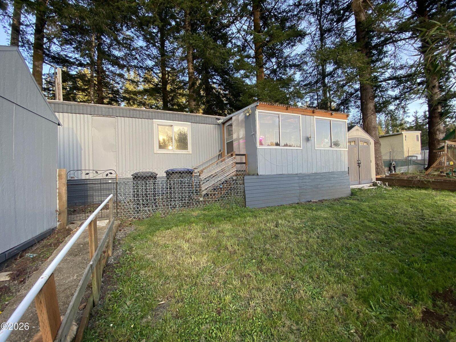 Property Photo:  191 NE 12th Street  OR 97391 