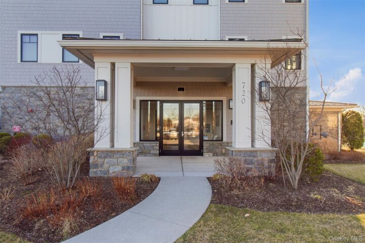 Property Photo:  720 Davenport Avenue 1  NY 10805 