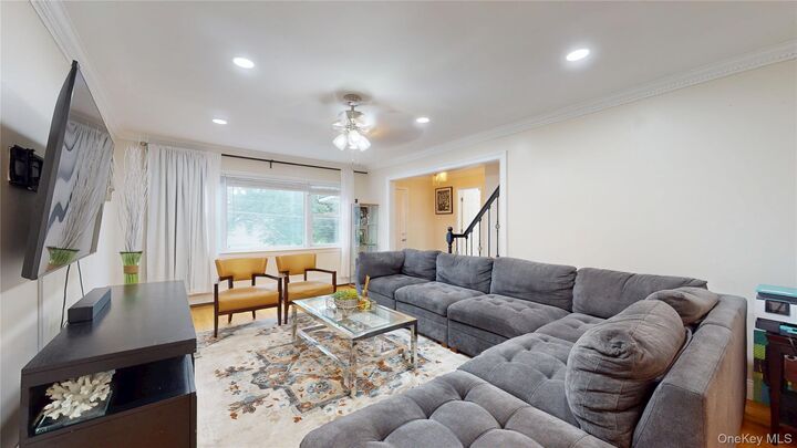 Property Photo:  85 Aka 81 Bushey Avenue  NY 10710 