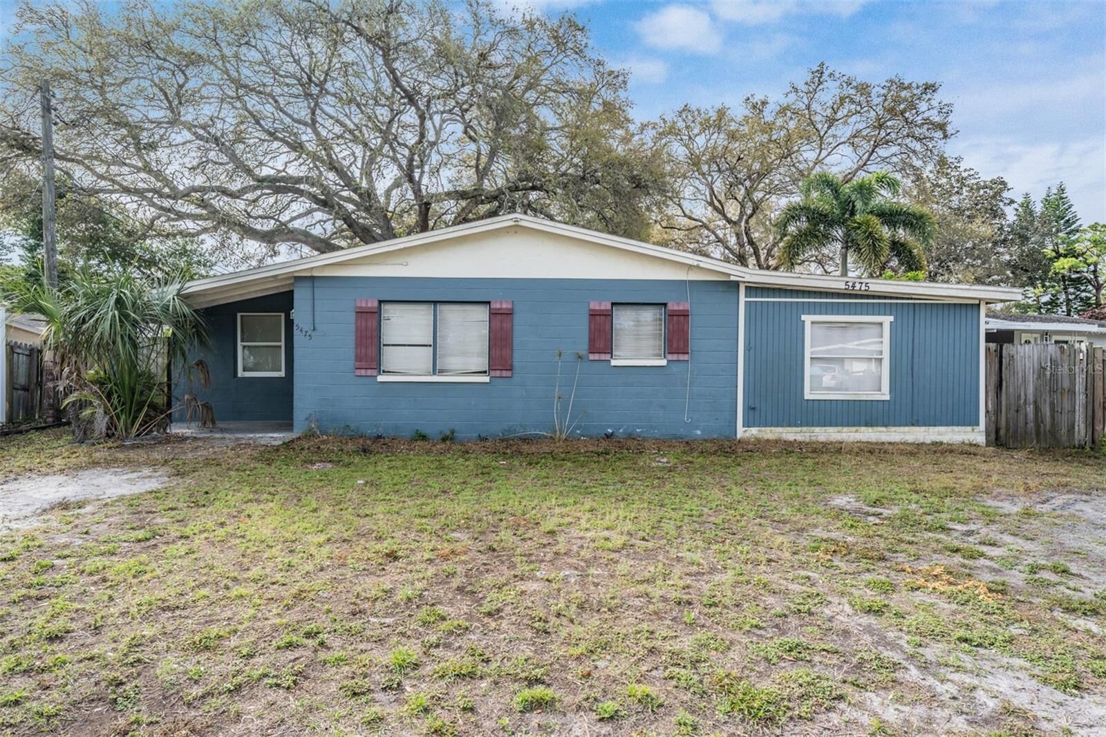 Property Photo:  5475 70th Lane N  FL 33709 