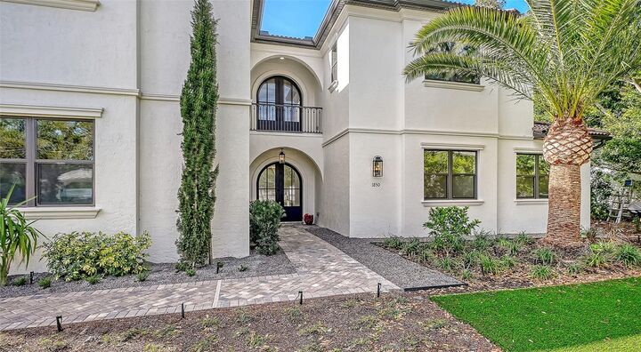 Property Photo: 1850 Webber Street FL 34239