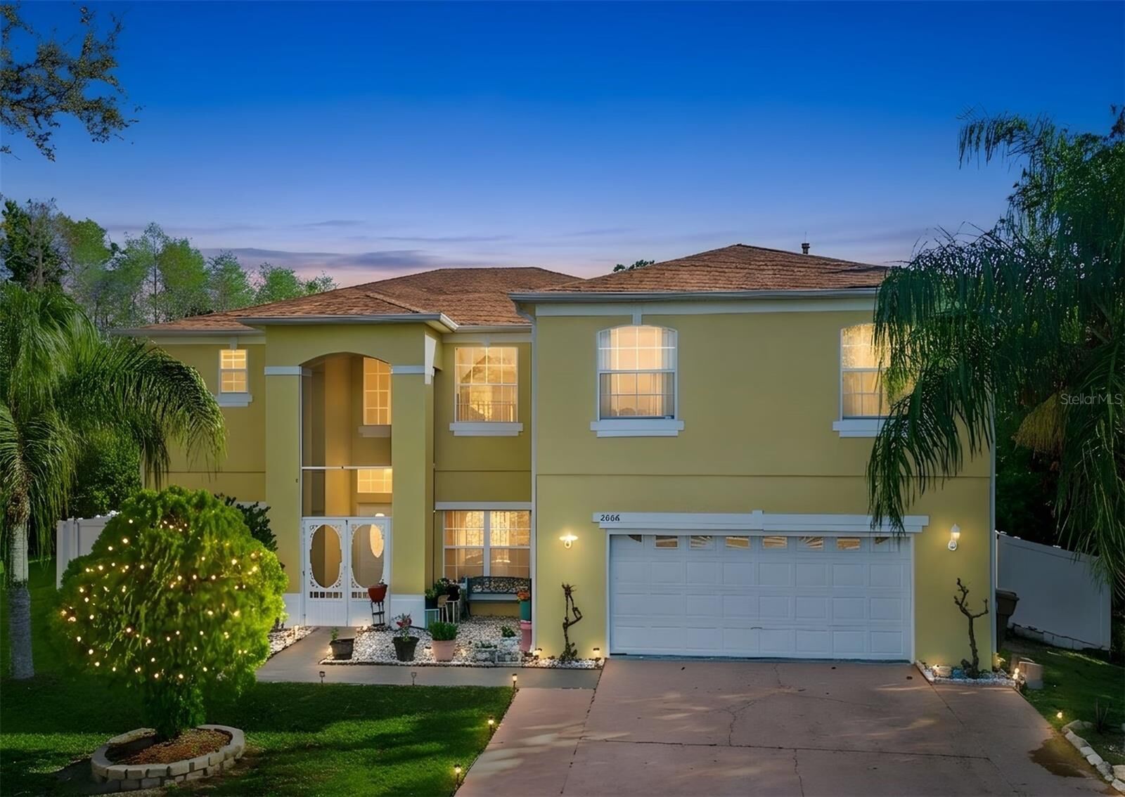 Property Photo:  2606 Royal Fern Place  FL 34758 