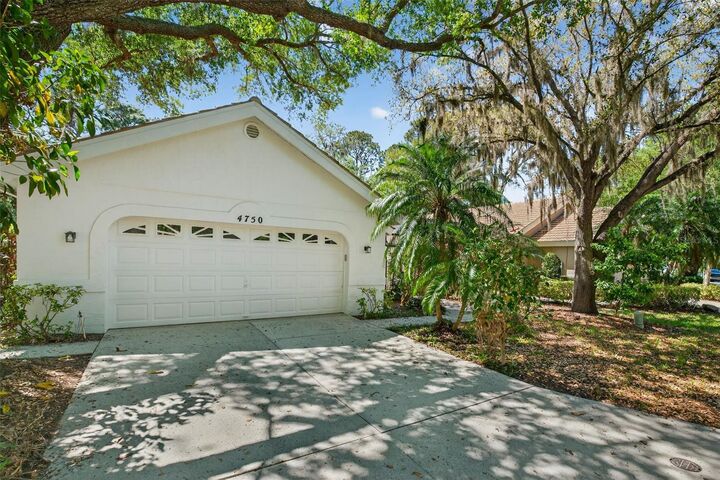 Property Photo:  4750 Tivoli Avenue  FL 34235 