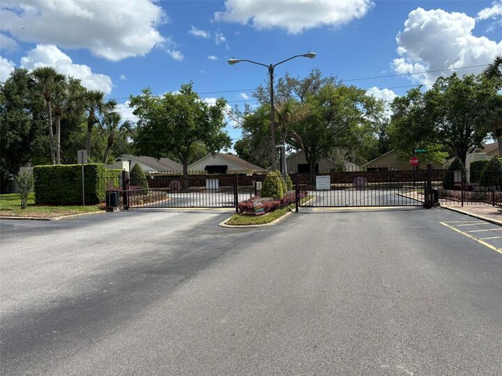 Property Photo:  600 Northern Way 204  FL 32708 