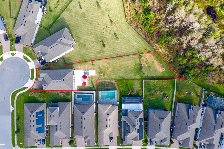 Property Photo: 16006 Gilden Way FL 34787