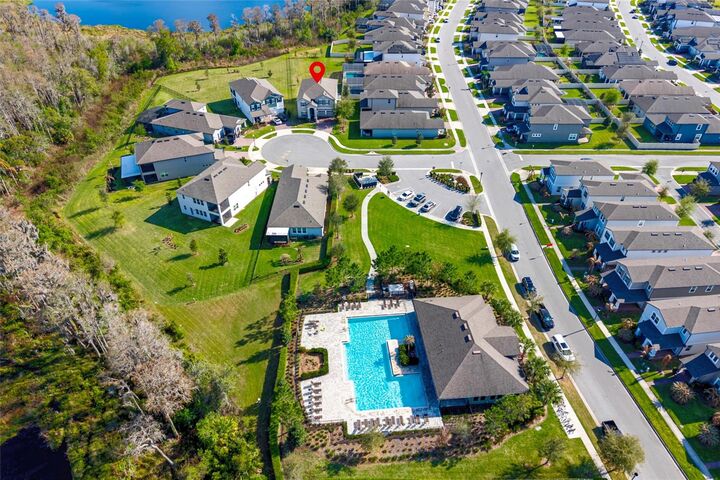 Property Photo: 16006 Gilden Way FL 34787