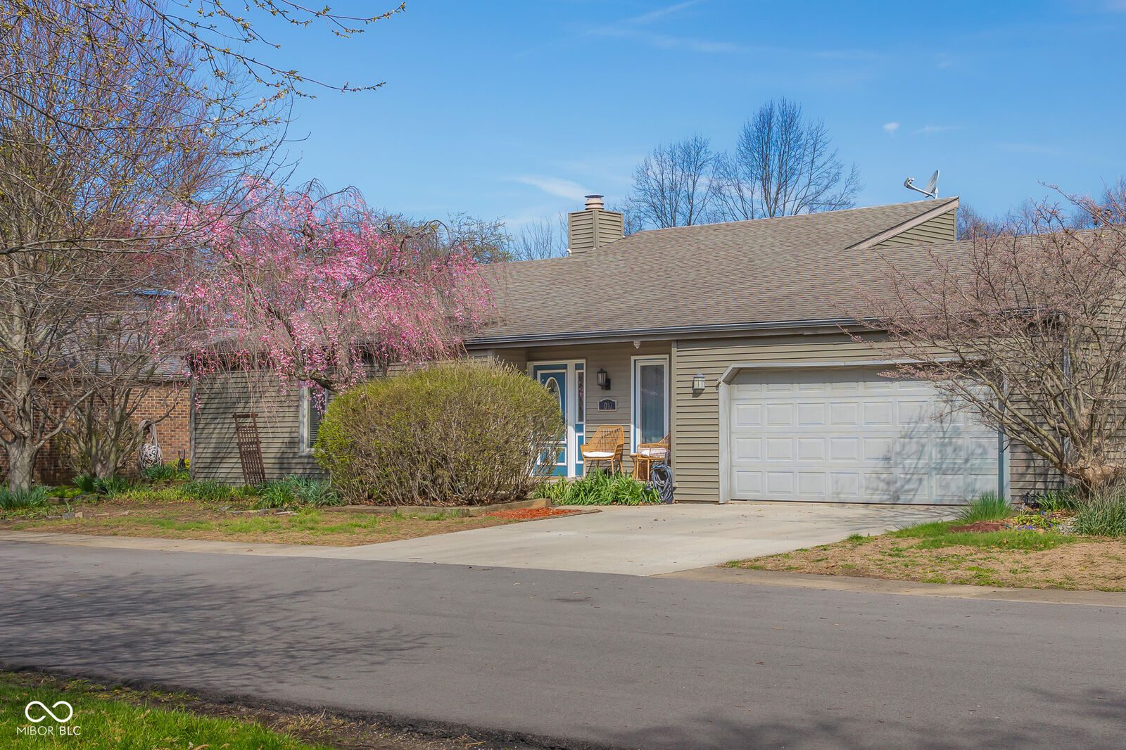 Property Photo: 1010 Rocky Ford Road IN 47203