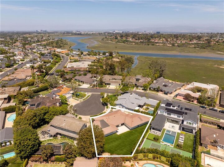 Property Photo:  807 Aldebaran Circle  CA 92660 