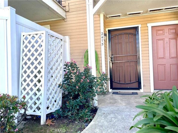 Property Photo:  2475 Village Green  CA 93455 