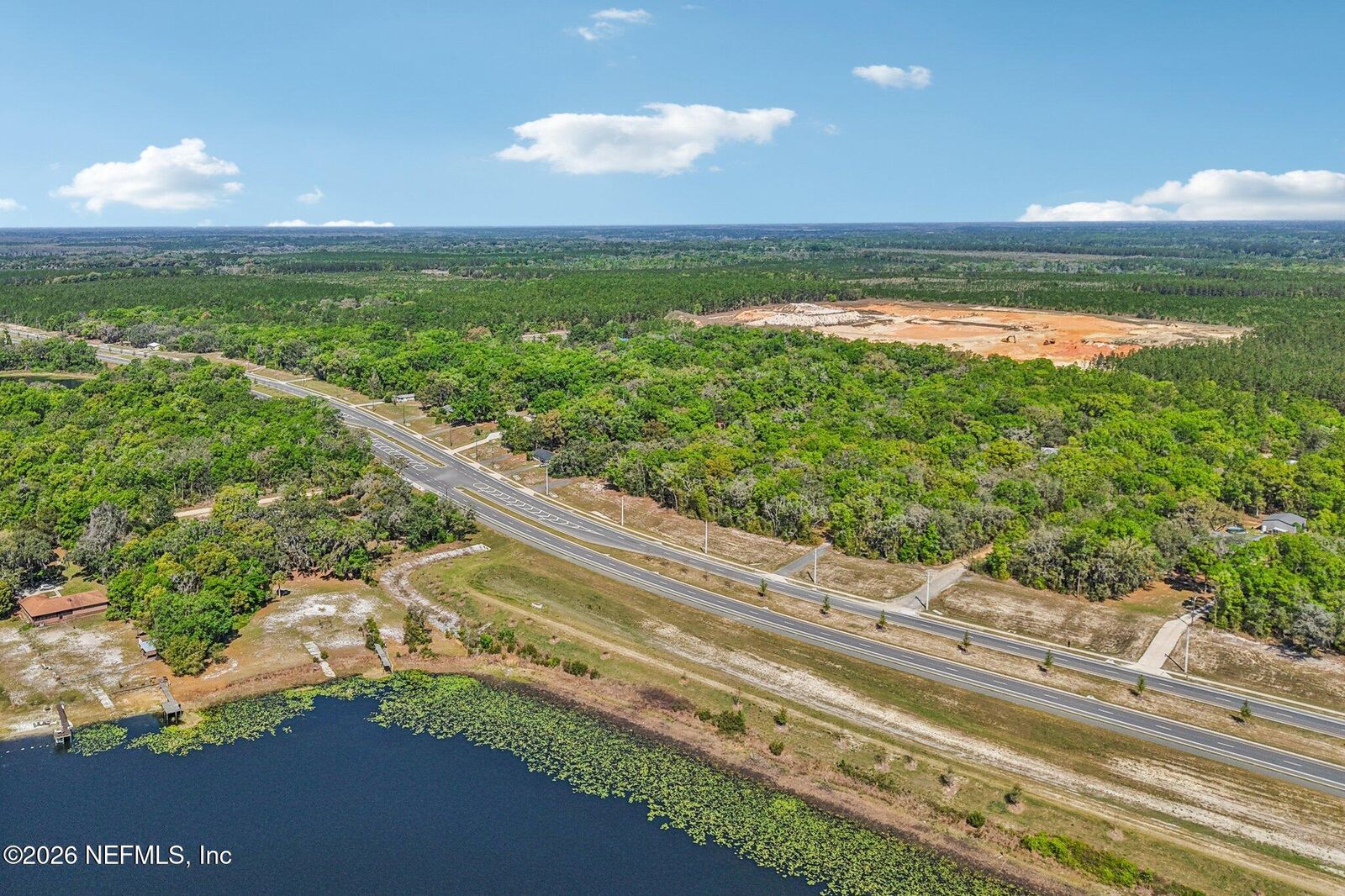 Property Photo:  1894 State Road 20  FL 32640 