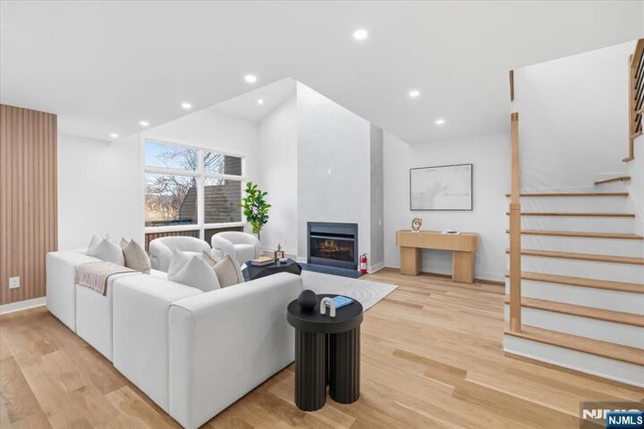 Property Photo:  370 French Court  NJ 07666 