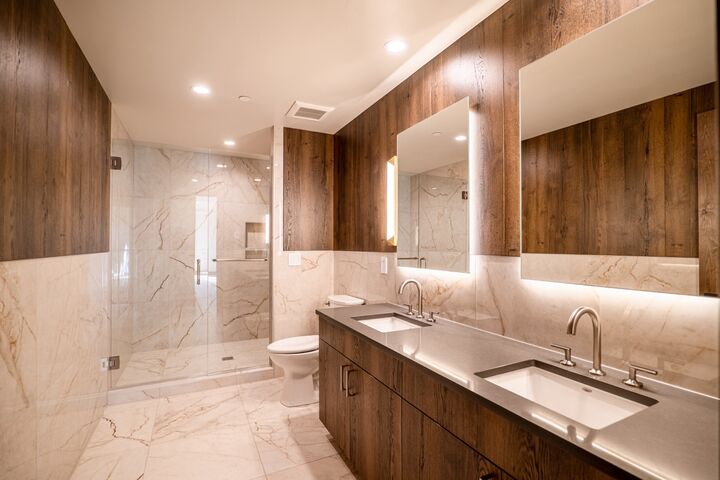 Property Photo:  220 E 2nd Street 201  MT 59937 