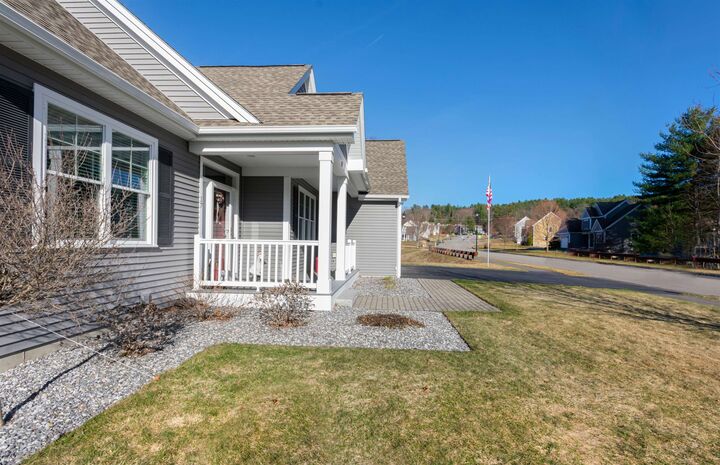 Property Photo:  17 Legacy Drive  NH 03062 