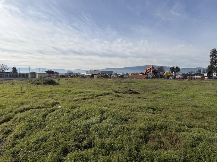 Property Photo:  5311 Bounty Lane  OR 97502 