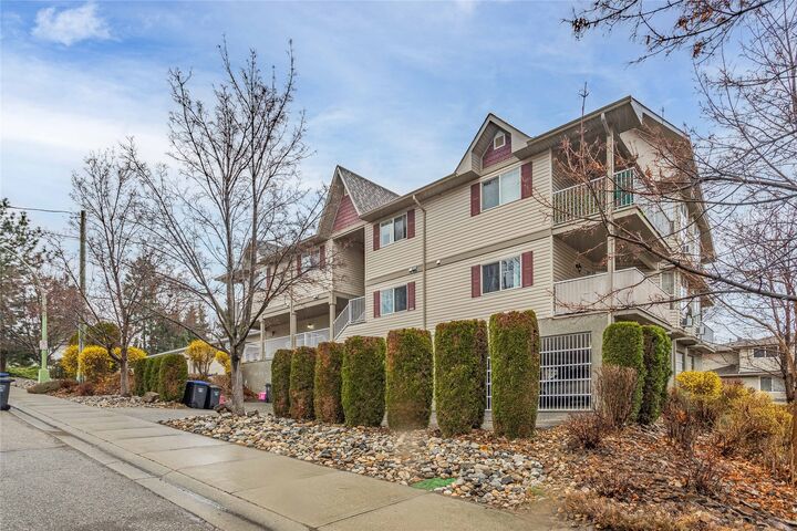 Photo de la propriété: 2733 Riffington Place 102 BC V1Z 3L1