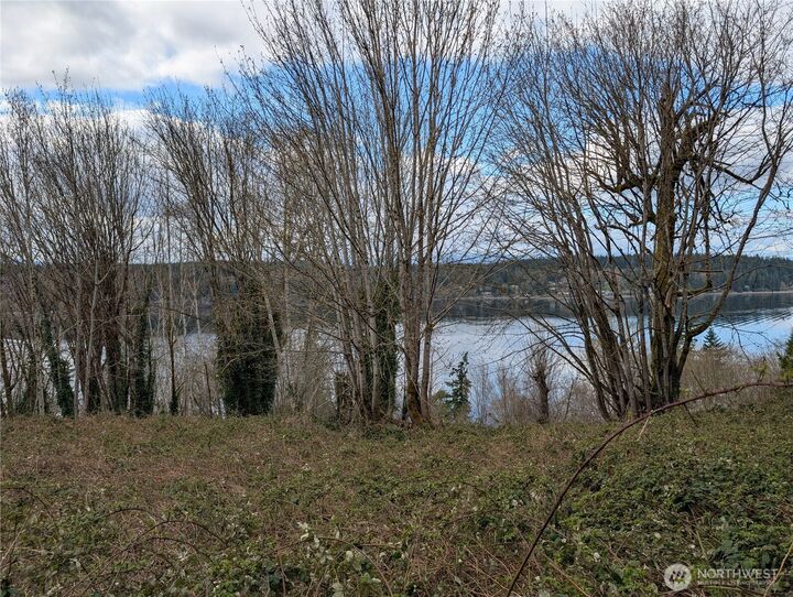 Property Photo:  51 E Seamount Way  WA 98584 