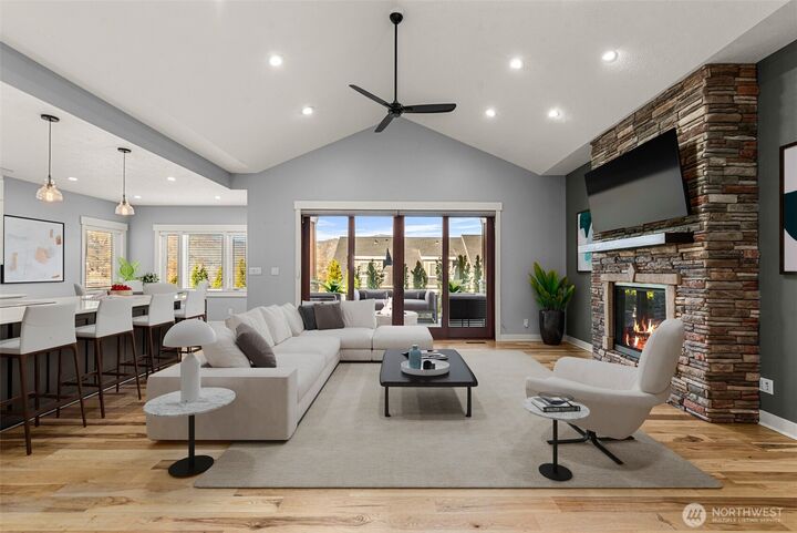 Property Photo: 1330 N Arbor Terrace WA 98802