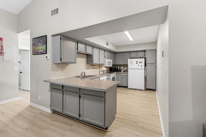 Property Photo:  3191 Leewood Terrace L238  FL 33431 