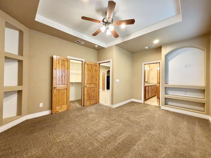 Property Photo: 116 Sycamore St. TX 77651