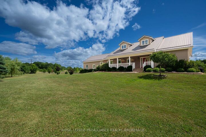 Property Photo: 303 Escott Rockport Road ON K0E 1R0