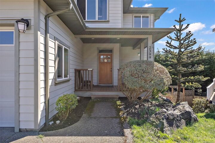 Property Photo:  2399 Caffery Pl  BC V9Z 1K8 