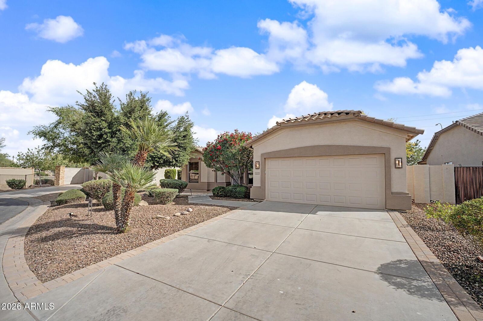 Property Photo:  3211 E Gleneagle Drive  AZ 85249 