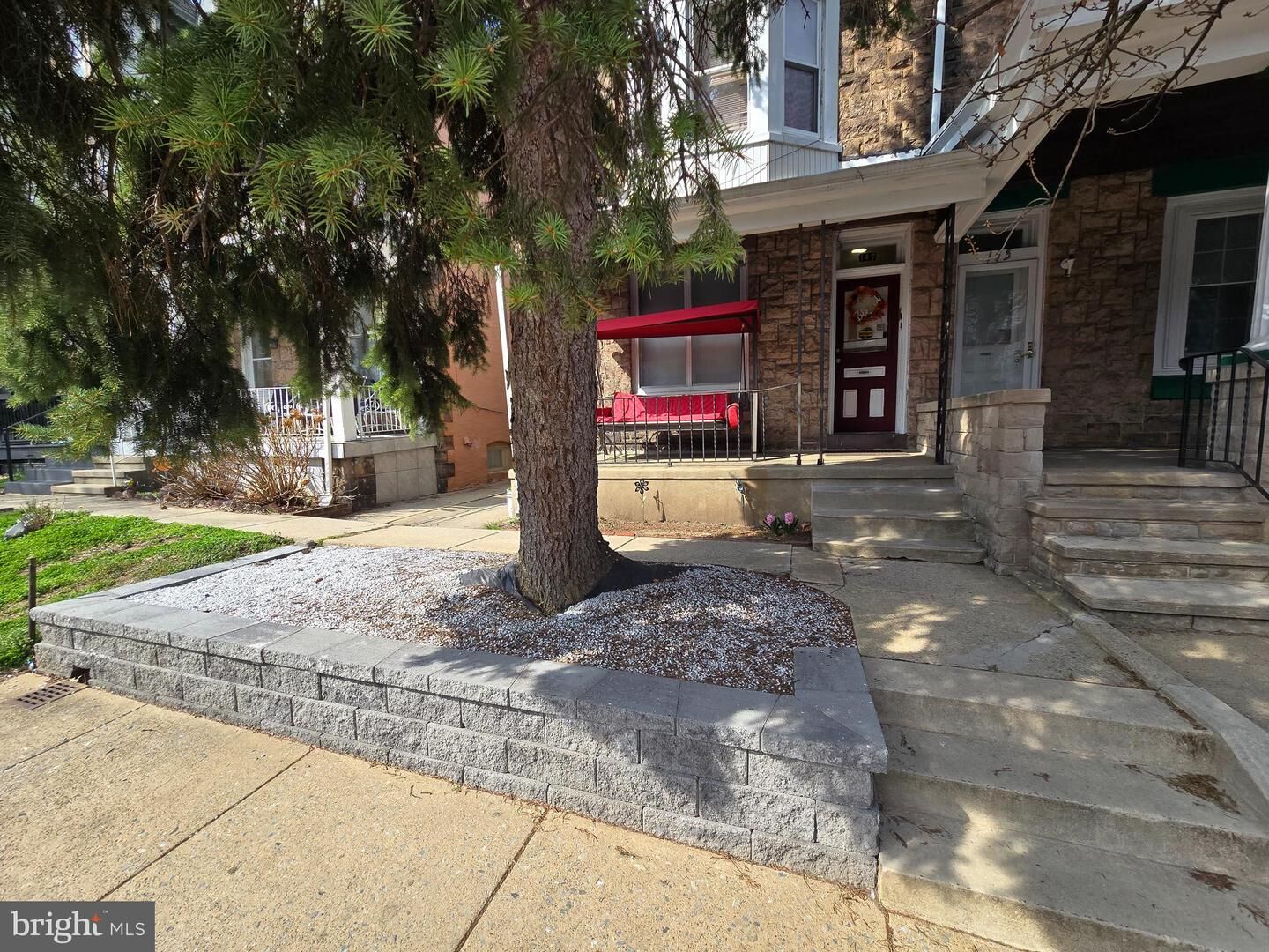 Property Photo:  147 W Douglass Street  PA 19601 