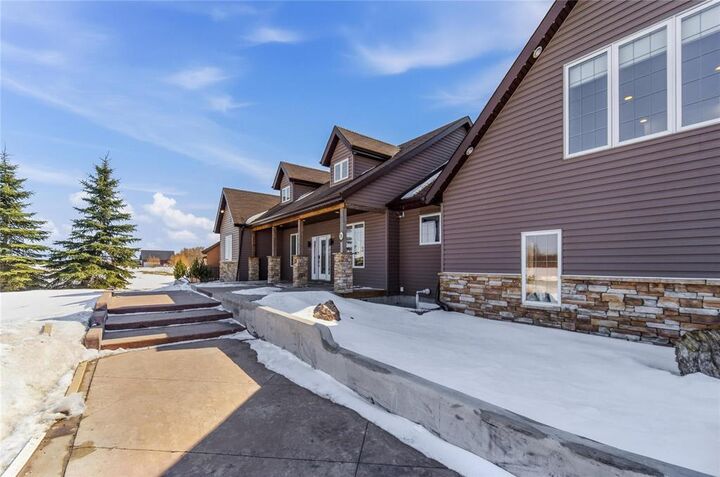 Property Photo:  280 Bowen Avenue  MB R2E 1B9 