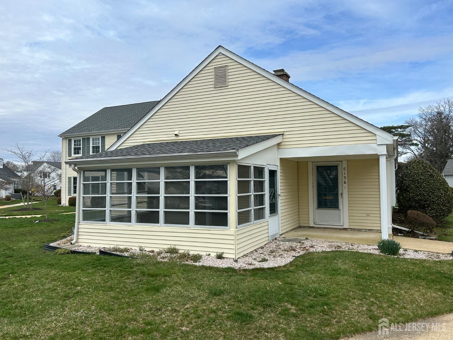 Property Photo:  136 Plymouth Lane C  NJ 08831 