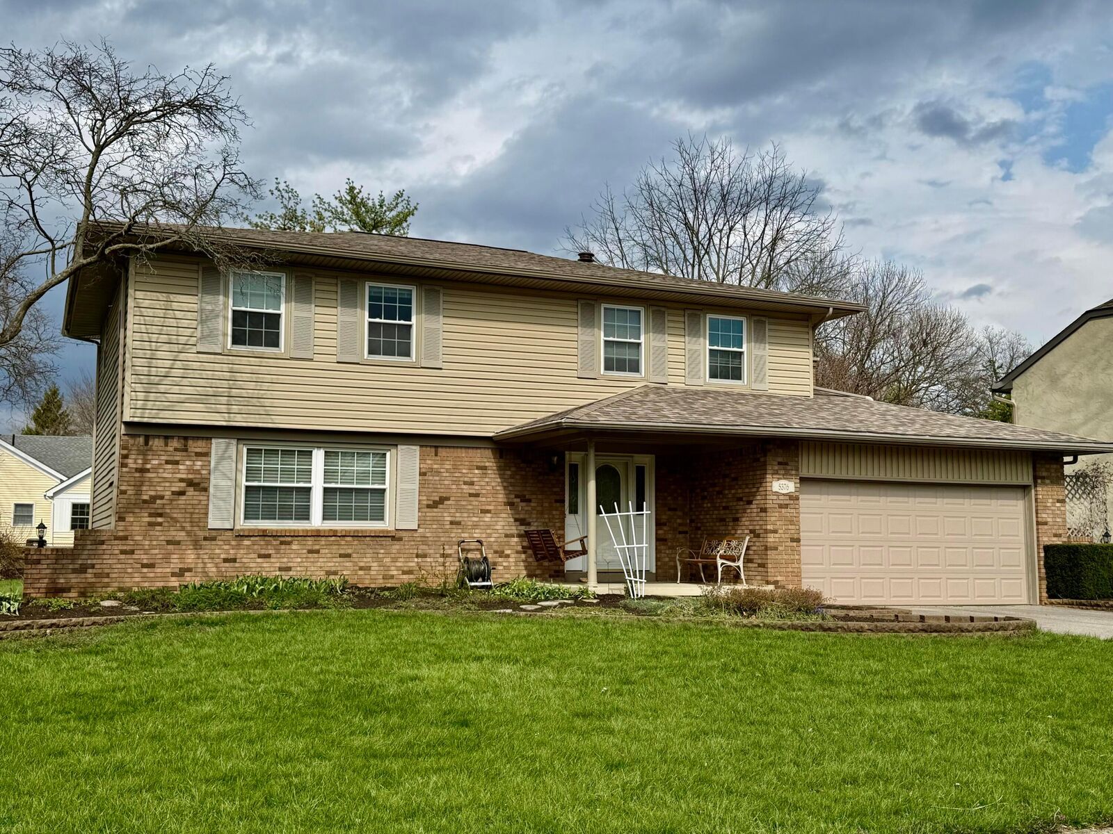 Property Photo:  5376 Amy Lane  OH 43235 