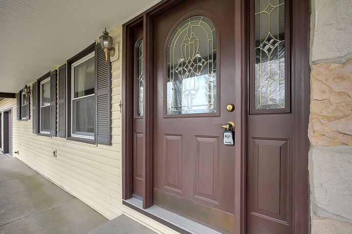 Property Photo:  1661 Stonewall Drive  OH 43055 