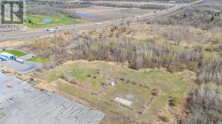 Property Photo:  820 Tollgate Road East  ON K6H 0C2 