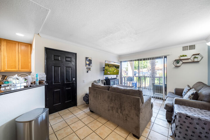 Property Photo:  78650 Avenue 42 101  CA 92203 