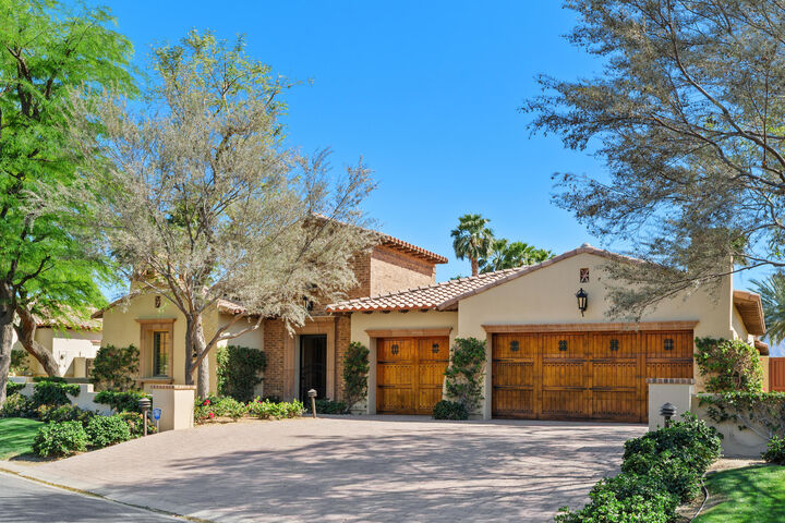 Property Photo:  58154 Aracena  CA 92253 