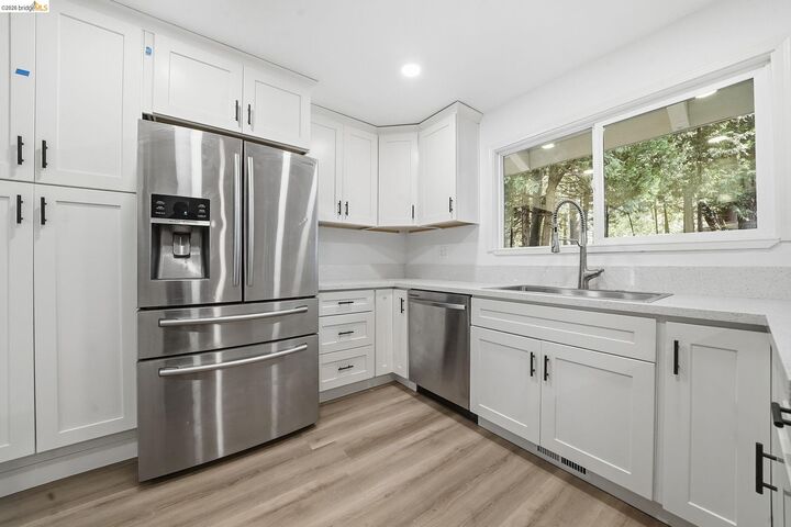 Property Photo:  23656 Lightning Ln  CA 95666 