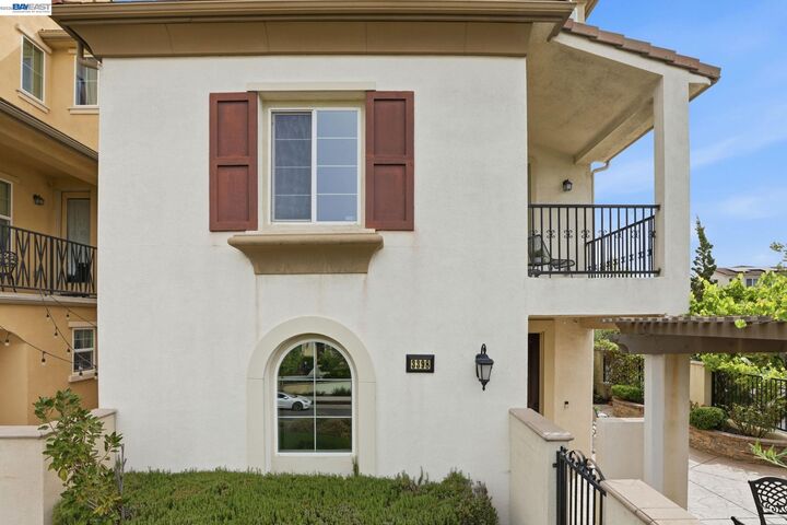 Property Photo:  3398 Araldi Ln  CA 94568 