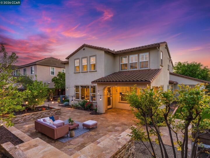 Property Photo:  2854 Lowell Ct  CA 95121 