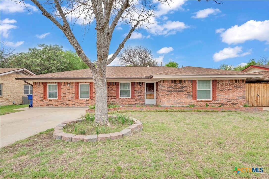 Property Photo:  1107 Pecan Avenue  TX 76522 