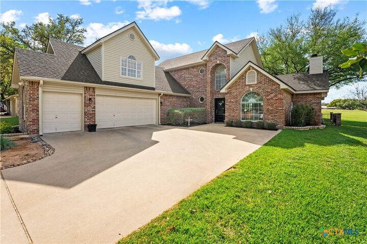 Property Photo:  3401 Chisholm Trail  TX 76571 
