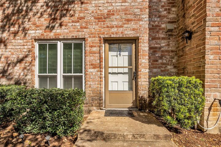 Property Photo:  14715 Barryknoll Lane 124  TX 77079 