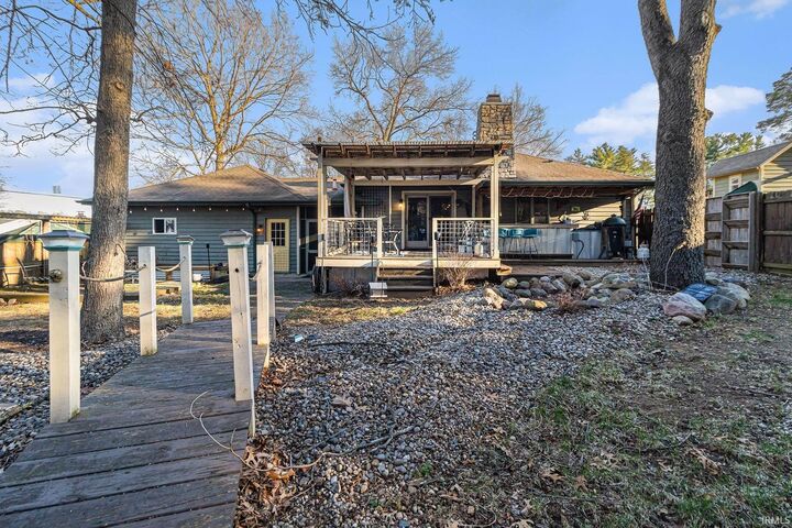 Property Photo:  10037 Victoria Drive  IN 46563 